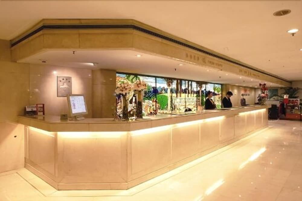 Jianguo Hotel Shanghai 7/56