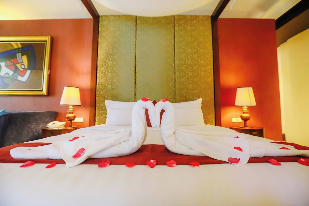 Suite, Bungalow, King Bed