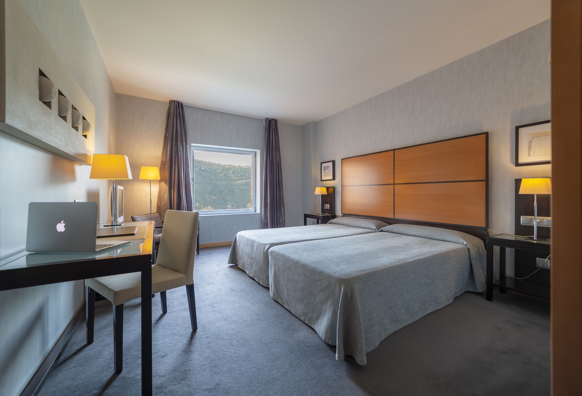 ROOM, SINGLE, DOUBLE BED