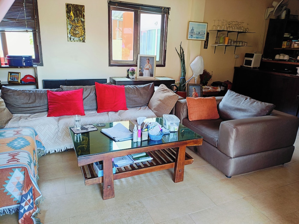 Baan Tropicana 24/50
