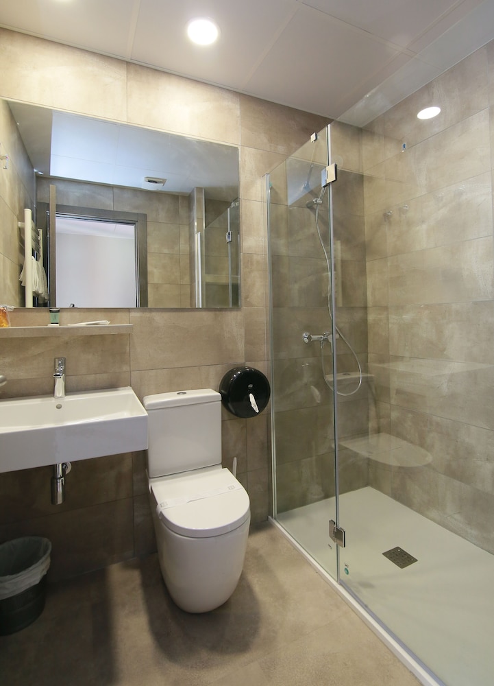 Hotel Esplugues 35/35