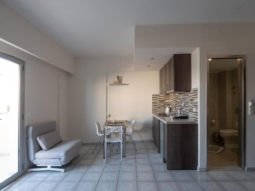 Aristo Apartments 41/57