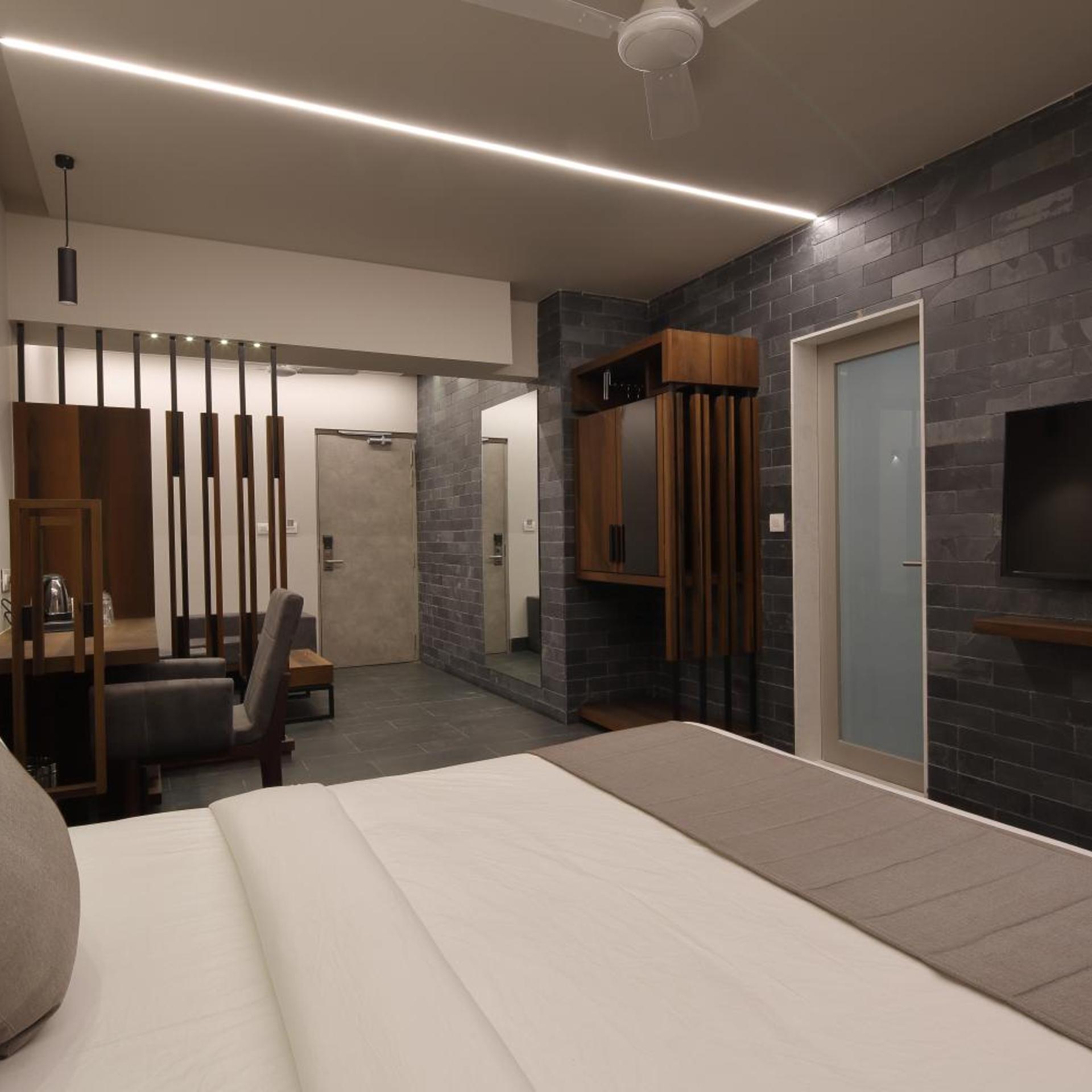 Hotel Carrefour 25/52