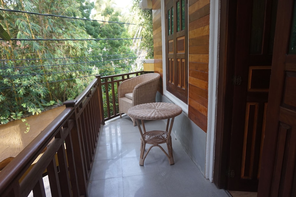 Thaproban Beach House 8/67