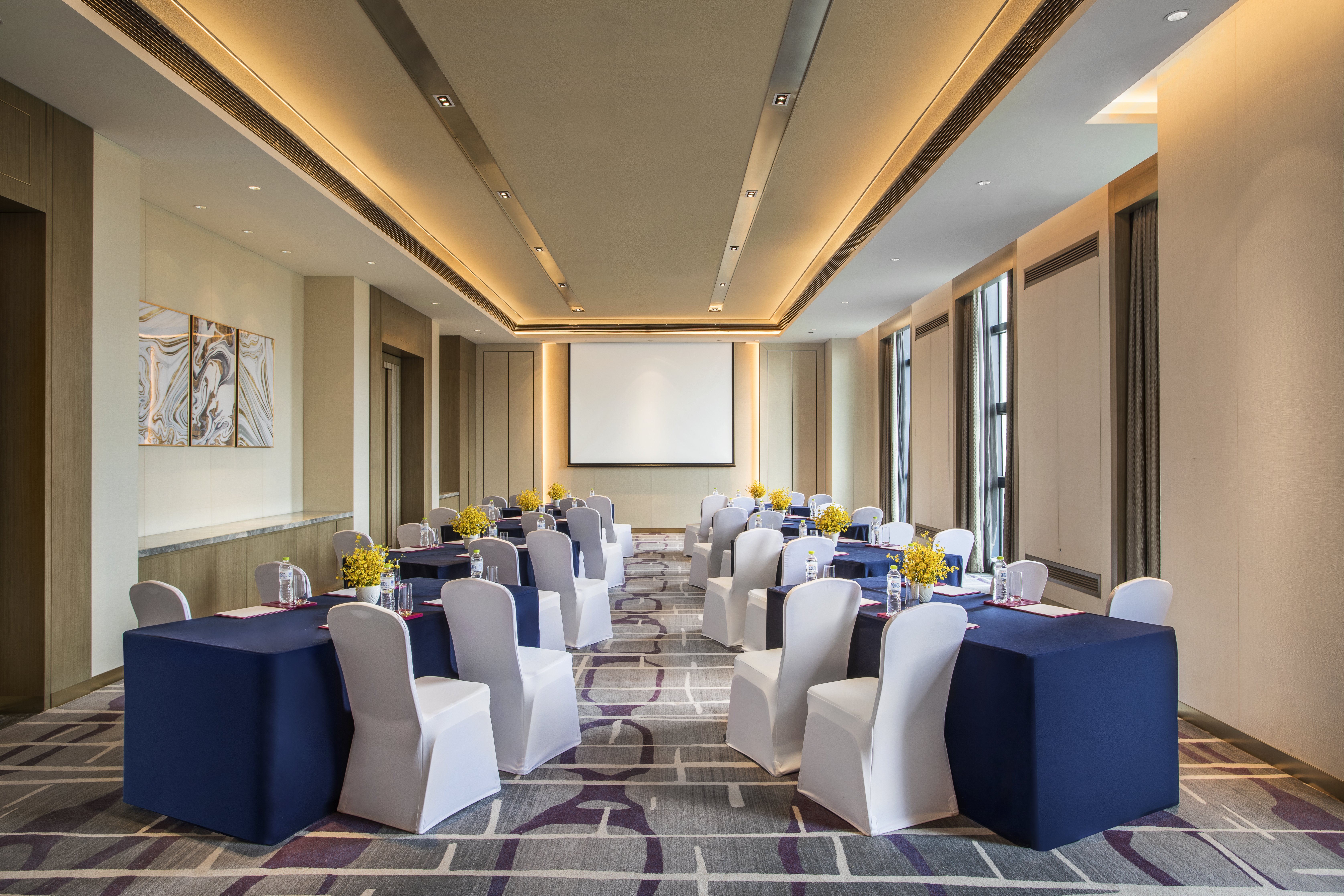CROWNE PLAZA HARBIN SONGBEI 49/58