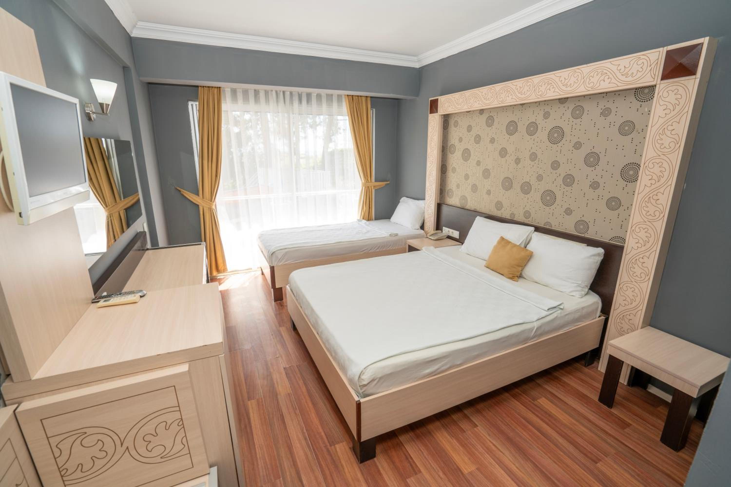 Aperion Beach Hotel 19/46