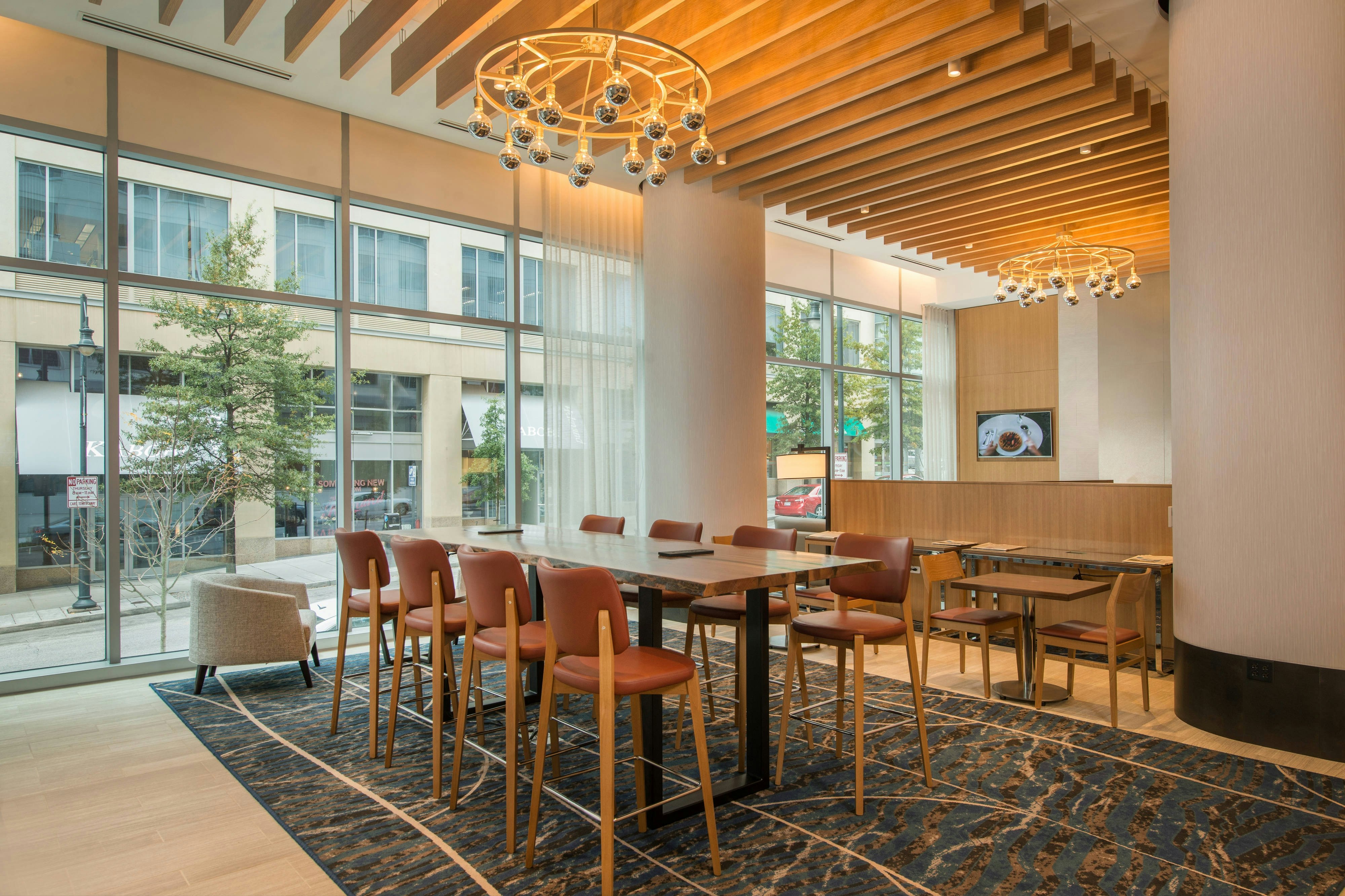 RESIDENCE INN BALTIMORE AT THE JOHNS HOPKINS MEDICAL CAMPUS 35/54