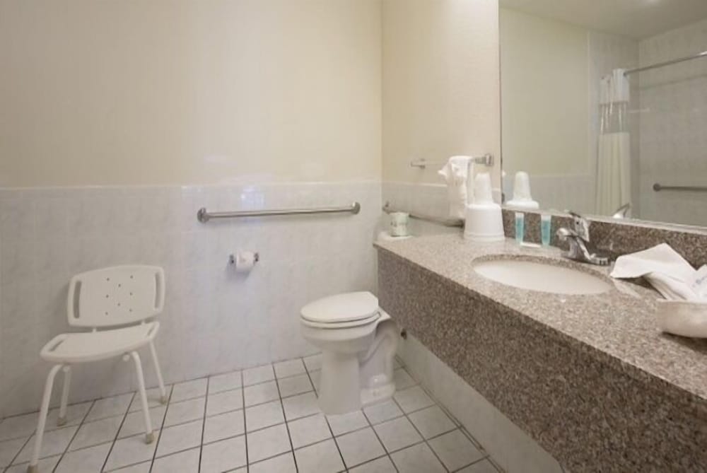 Regency Inn SFO Airport 19/21