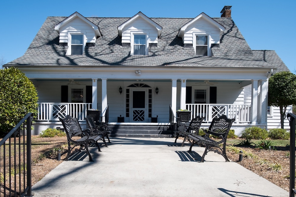 Swamp Rabbit Inn Travelers Rest 4/50