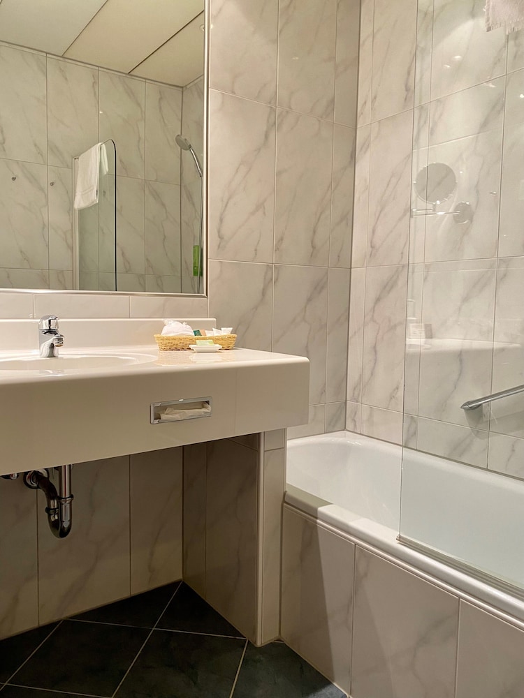 SPORTHOTEL ROYER 13/59