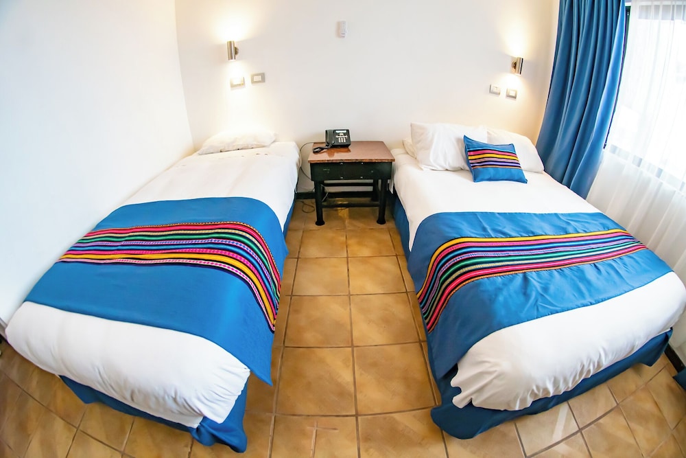 Panamericana Hotel Arica 25/85