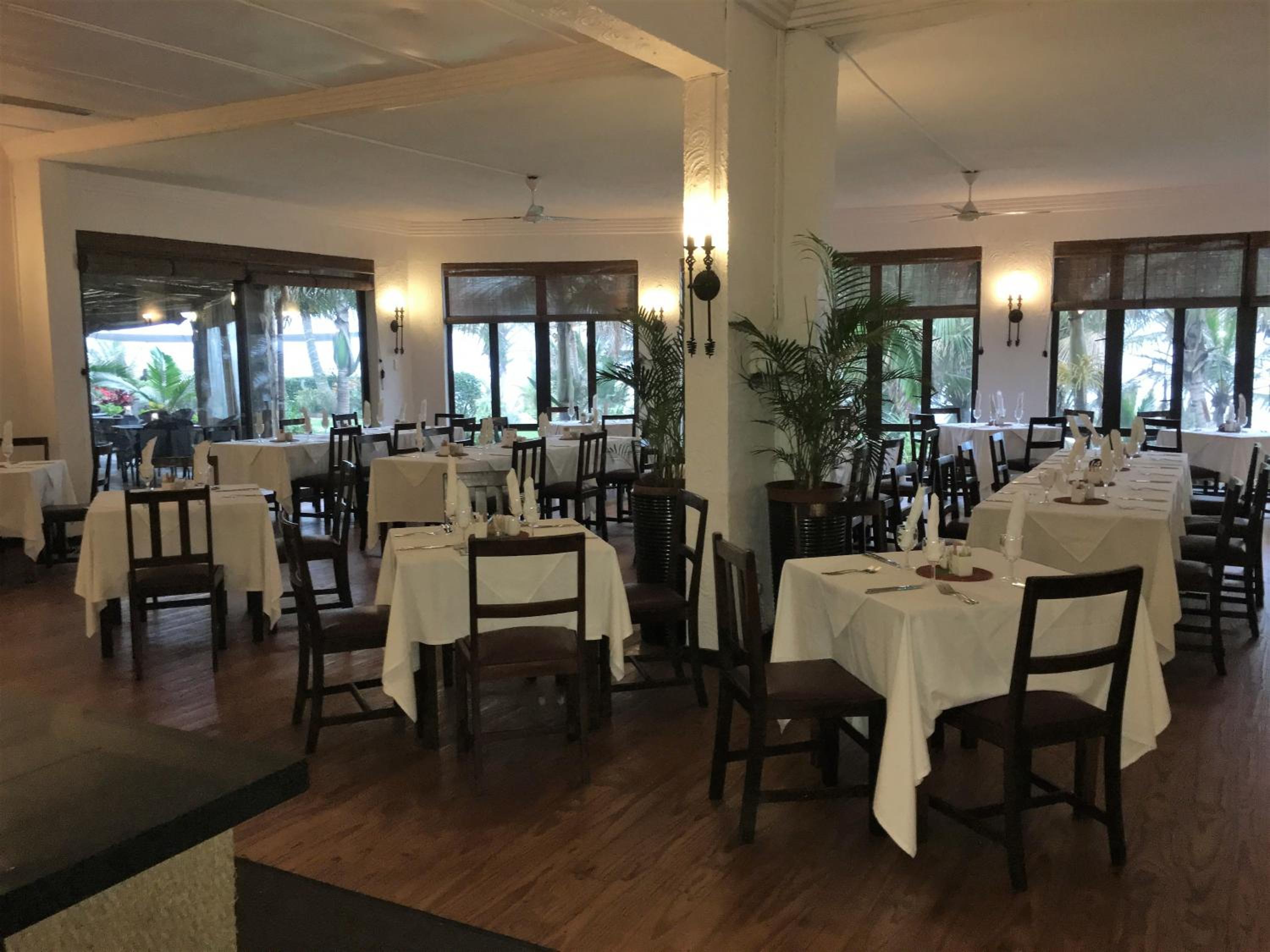 Salt Rock Hotel 27/40