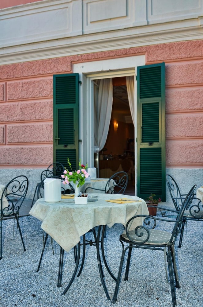Villa Accini 36/42