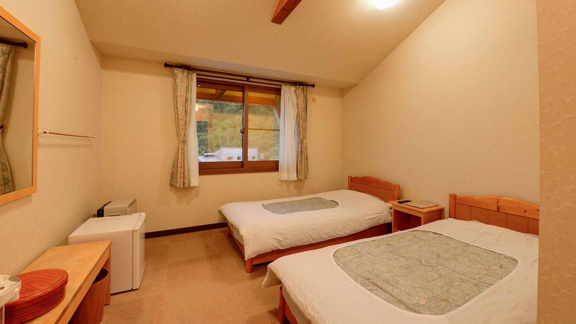 Standard, Twin Beds, Main Building