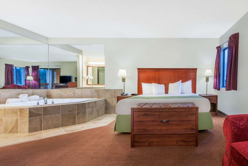 Baymont By Wyndham Enid 6/25