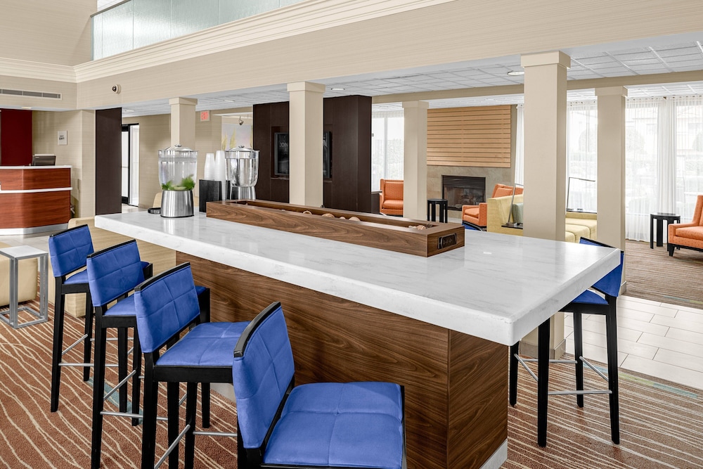 Courtyard by Marriott Wilmington / Wrightsville Beach 41/57