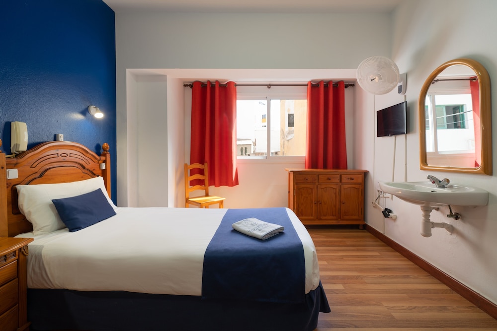 Hostal San Gines 23/46