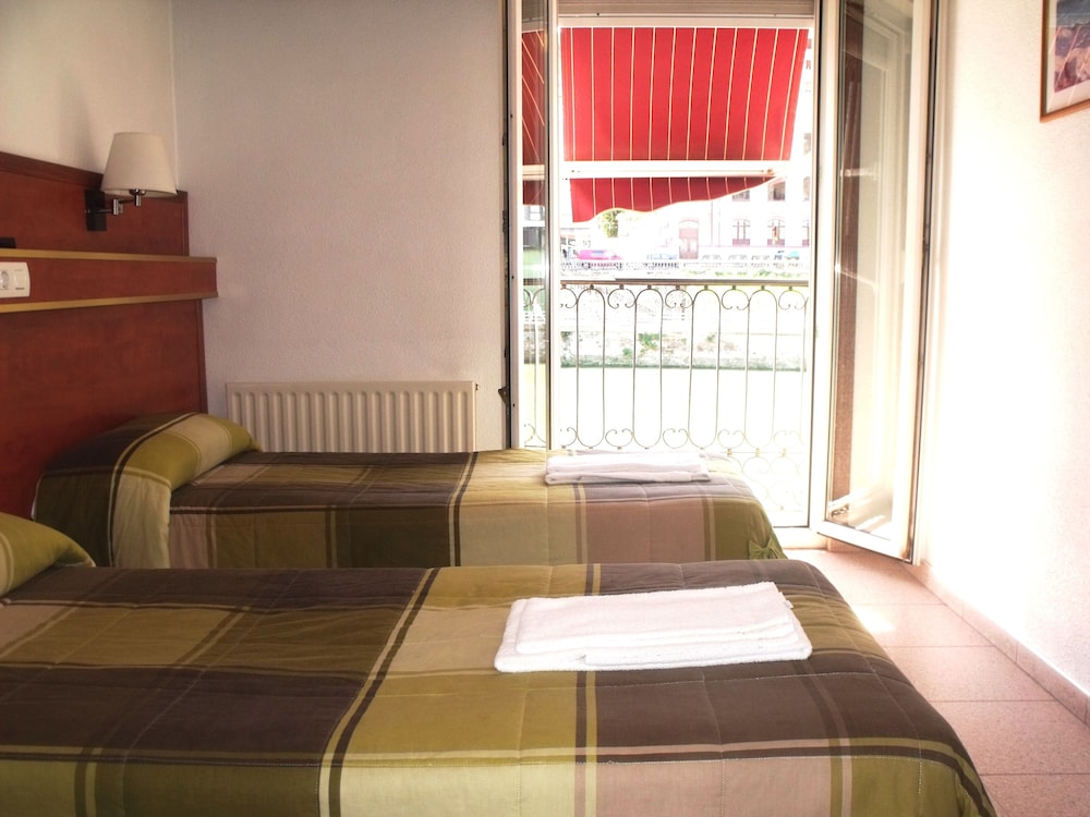Hotel Ria De Bilbao 15/28