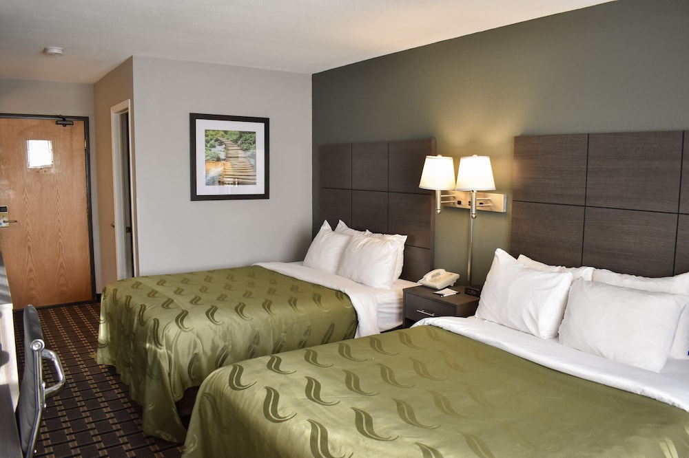 Standard, 2 Queen Beds