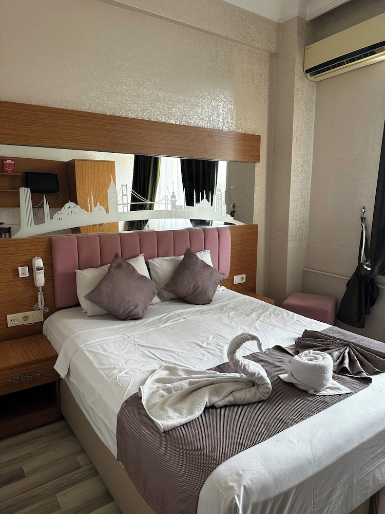DELUXE, SEA VIEW