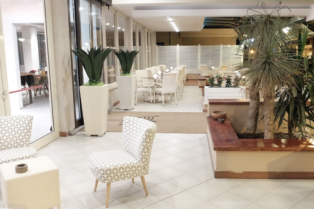 Hotel Aurea 4/66