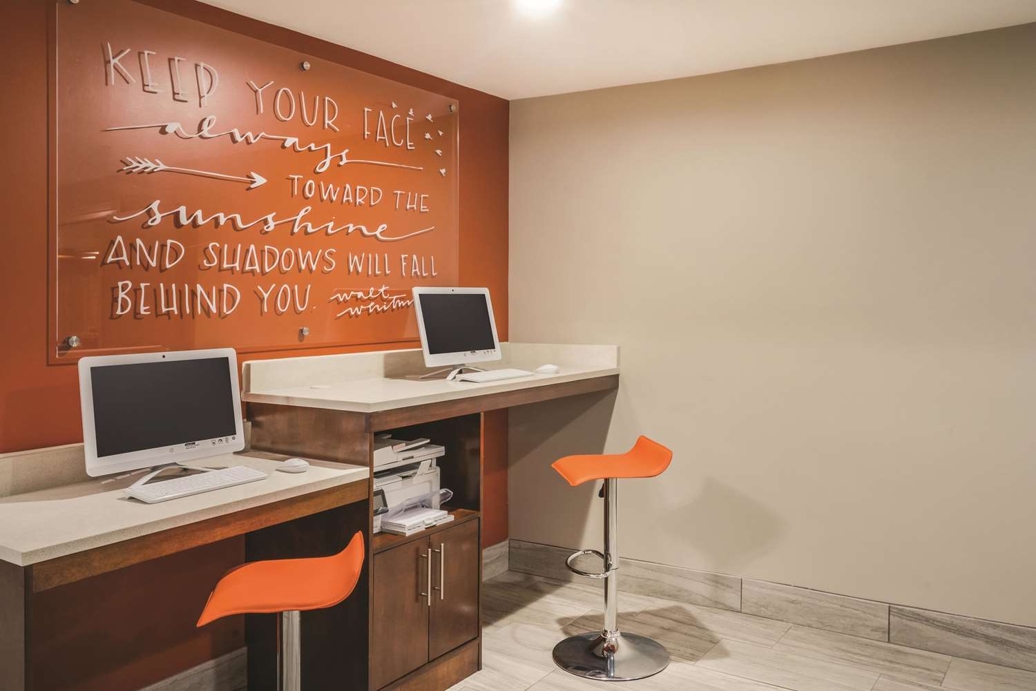 La Quinta Inn & Suites by Wyndham Chattanooga-Hamilton Place 42/45