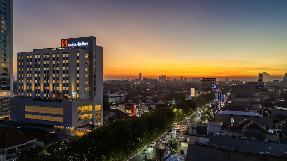 Swiss Belinn Manyar 7/75