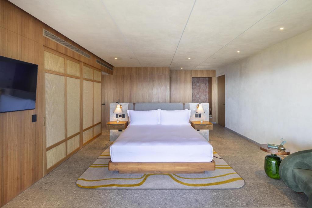 2 Bedrooms, Suite, 2 Double Beds, with View, Private Infinity Pool