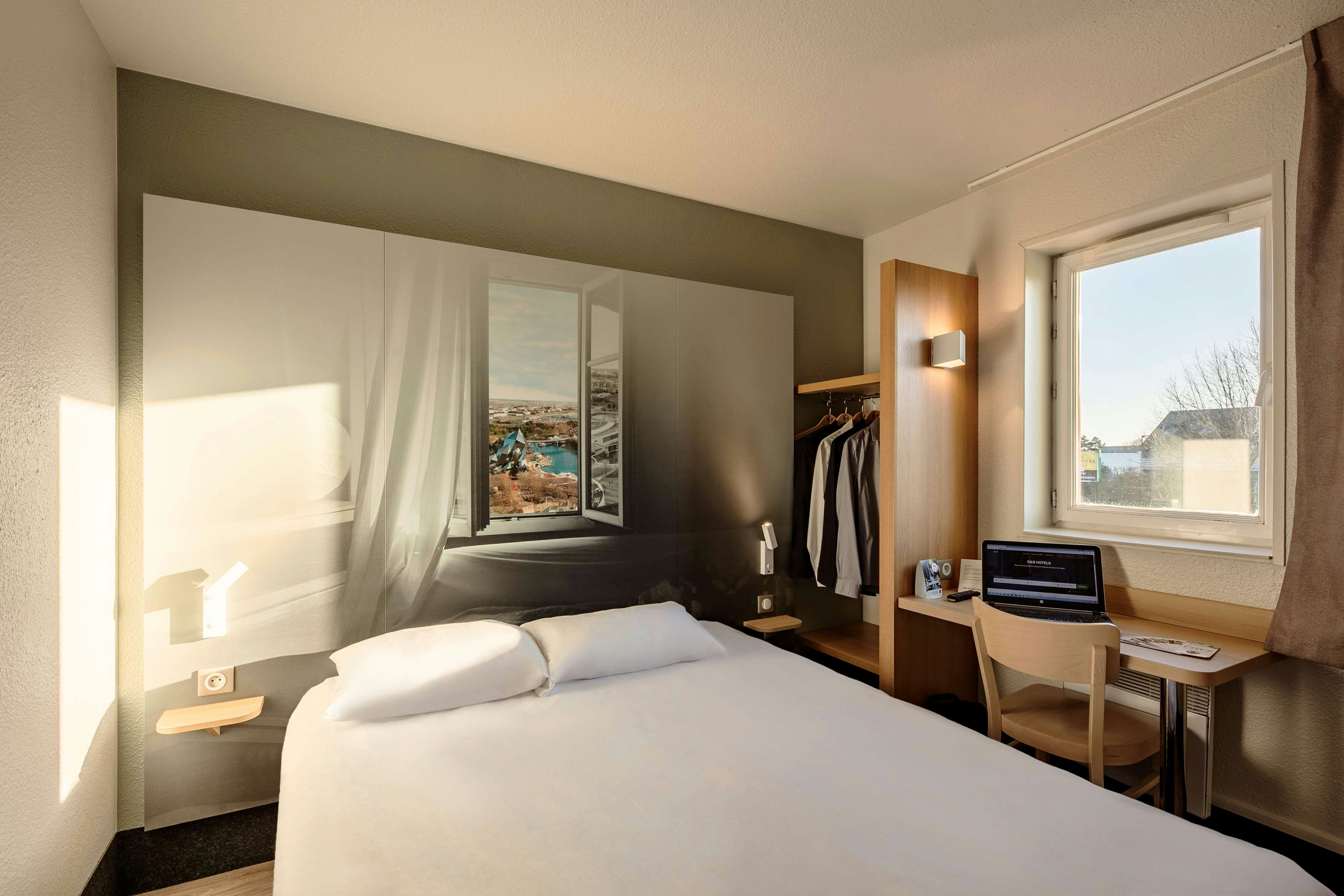 B&B HOTEL Poitiers 1 Futuroscope 6/22