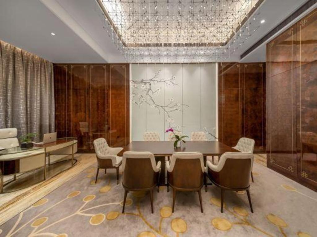 Zhong Ding Oriental Mandarin Hotel 33/50