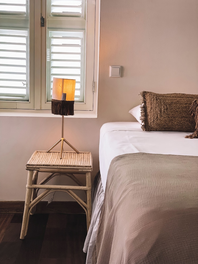 2 BEDROOMS, APARTMENT, OCEAN VIEW
