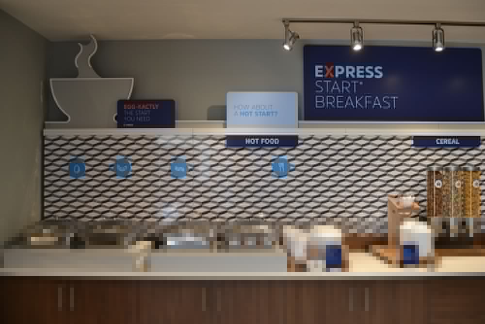 Holiday Inn Express & Suites Goodlettsville N - Nashville 33/54
