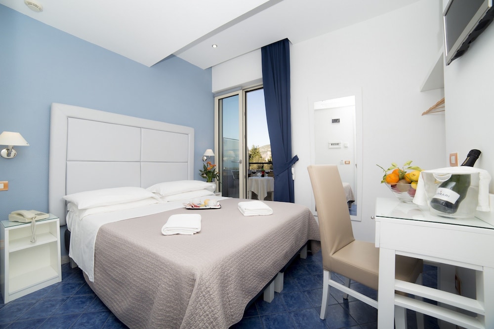 Hotel Club Sorrento 21/50
