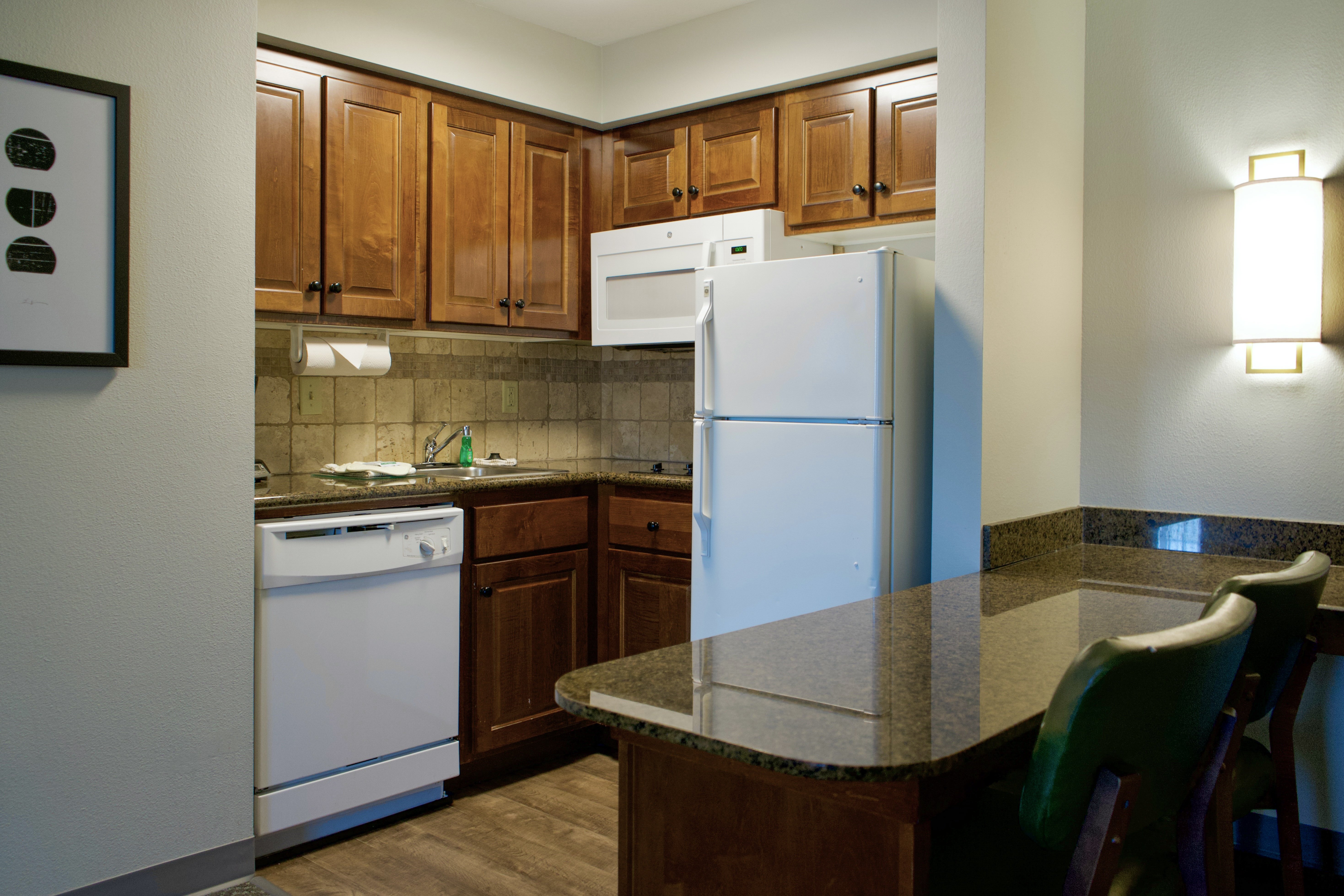 Staybridge Suites Akron-Stow-Cuyahoga Falls 48/65