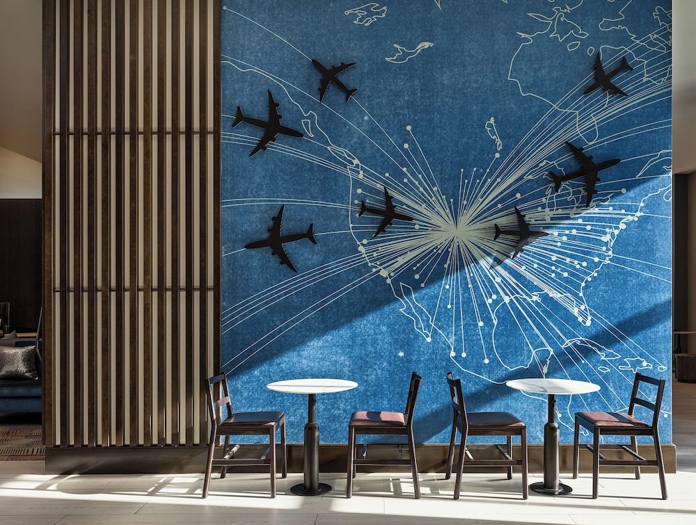Hyatt Place Pena Station/Denver Airport 20/57