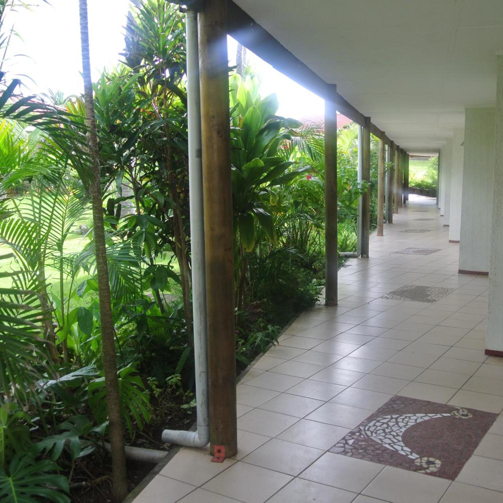 IORANA HOTEL 34/34