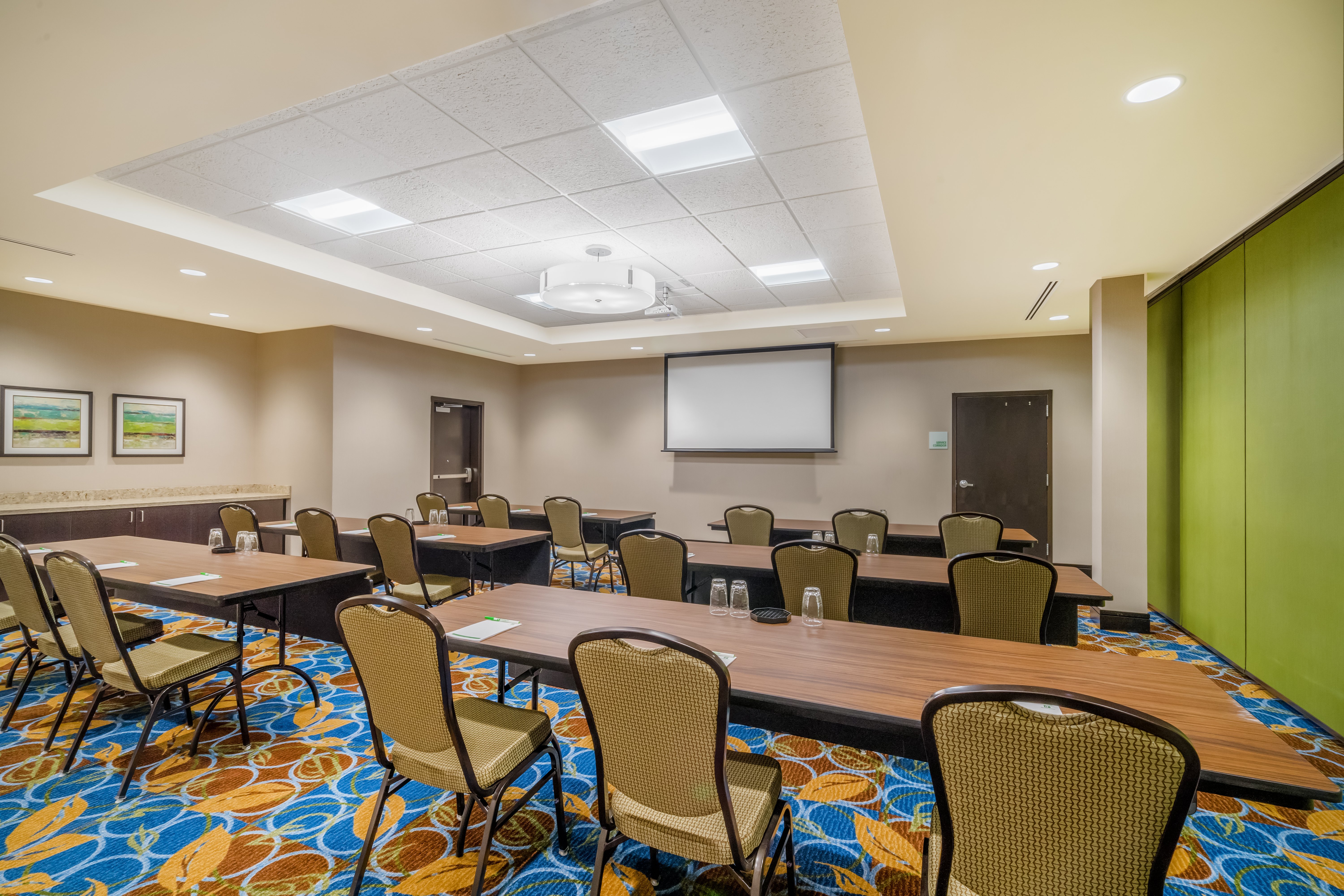 Holiday Inn Terre Haute 31/34