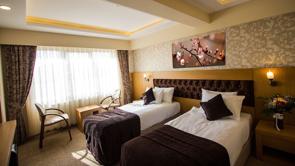 Soylu Hotel 8/26