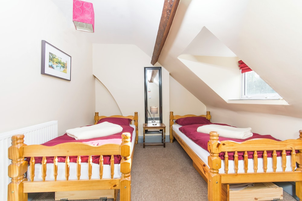 Llangollen Hostel 9/67