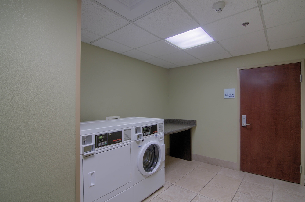 Comfort Suites Mobile-South Alabama University Area 43/43