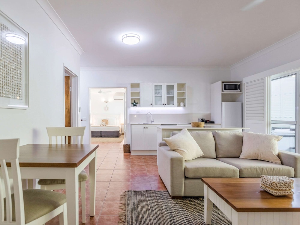 The Reef House Adults Retreat 45/73