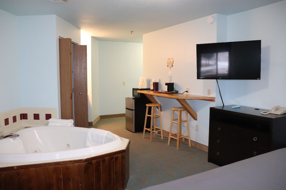 Bay Inn Tawas City 28/31