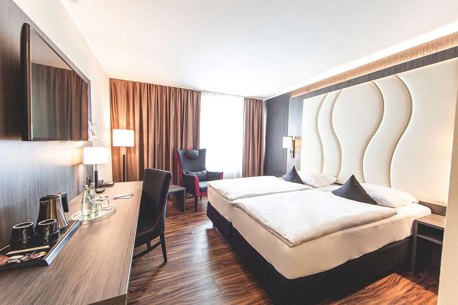 Standard, Twin Beds