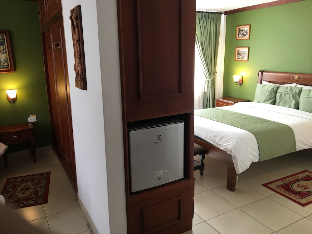 Hostal Mitad Del Mundo 36/69