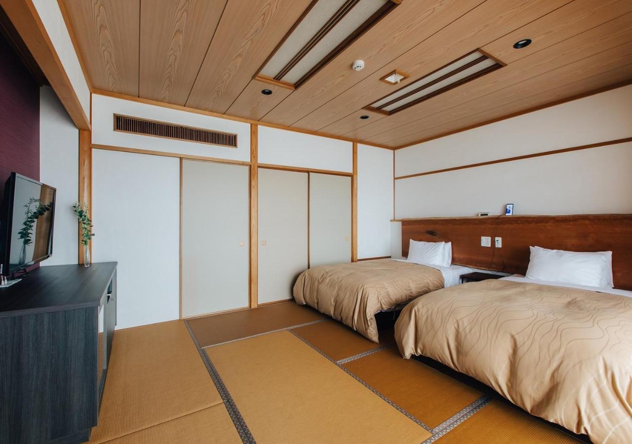 Room, Twin Beds, Tatami, New Building
