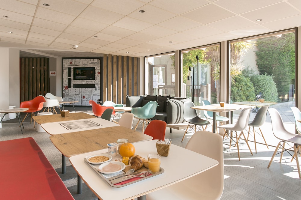Ibis Avignon Sud 47/72