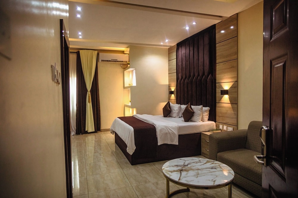 Gold Value Hotels 24/47