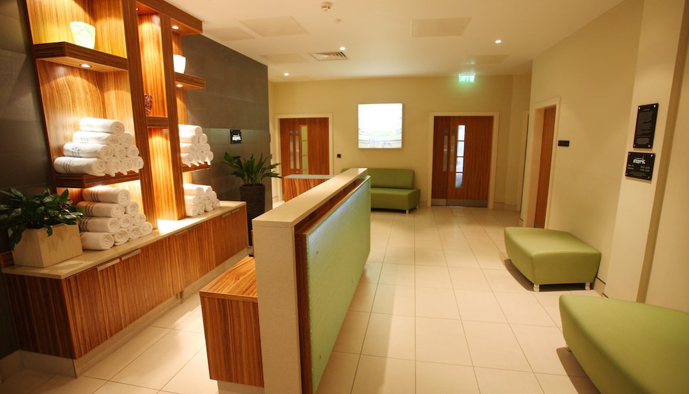 Crowne Plaza Reading East, An IHG hotel 7/49