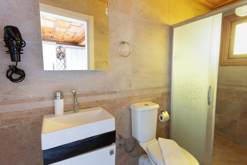 Astra Boutique Hotel 49/50