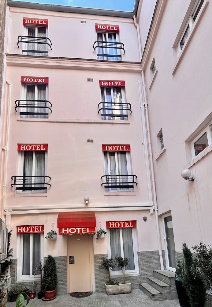 LUXOR BASTILLE HOTEL 2/61